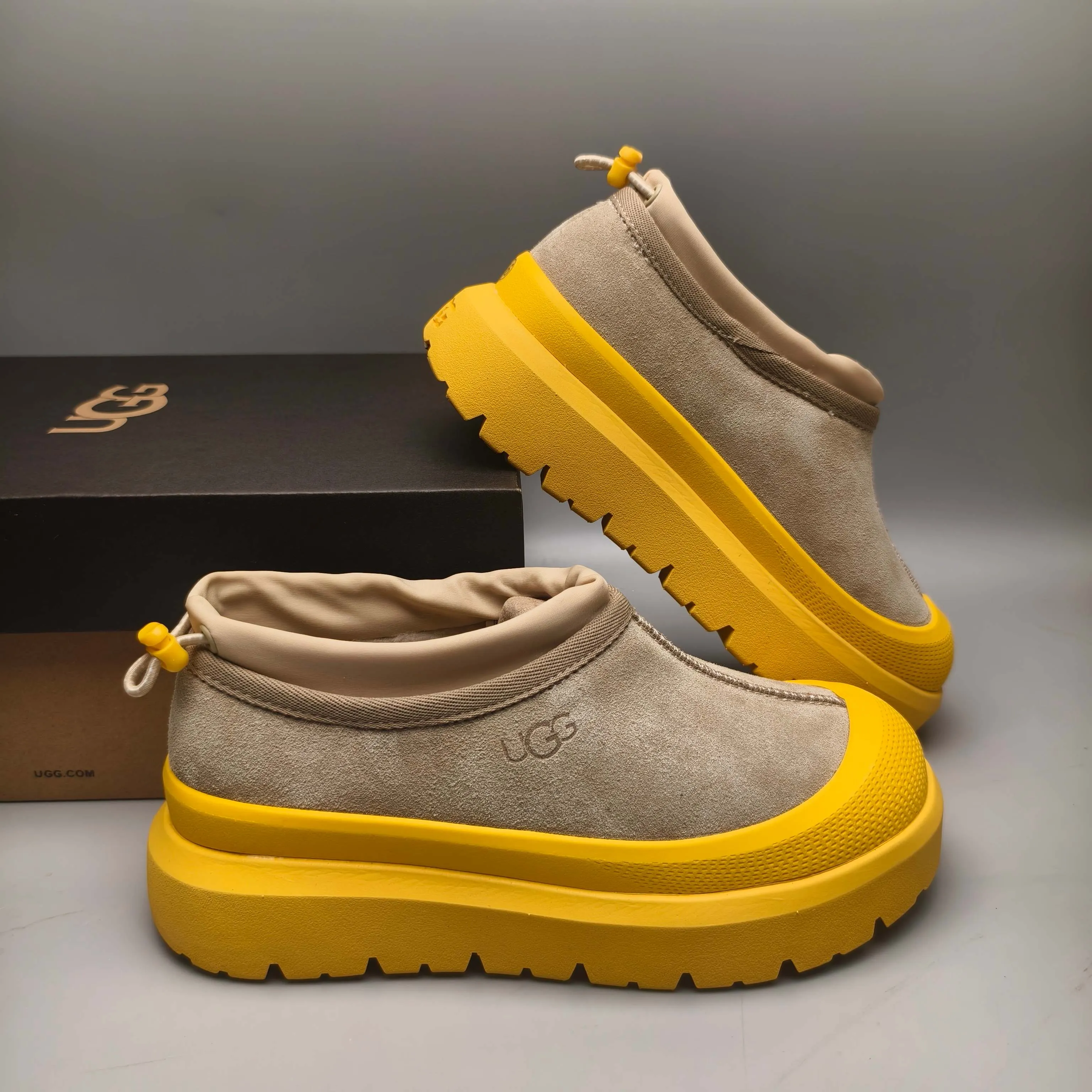 💰520 UGG sheepskin all-in-one snow boots 4096 slip-on casual trendy Wang Yibo men's and women's shoes Color: white red black blue yellow light gray dark gray green Matching sizes: 35-45